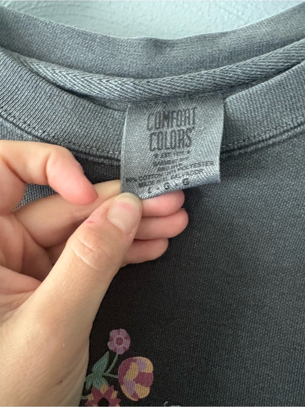 Comfort Colors Gray Floral Taylor Swift Ophelia Lyric Graphic Crewneck - Picture 3 of 4